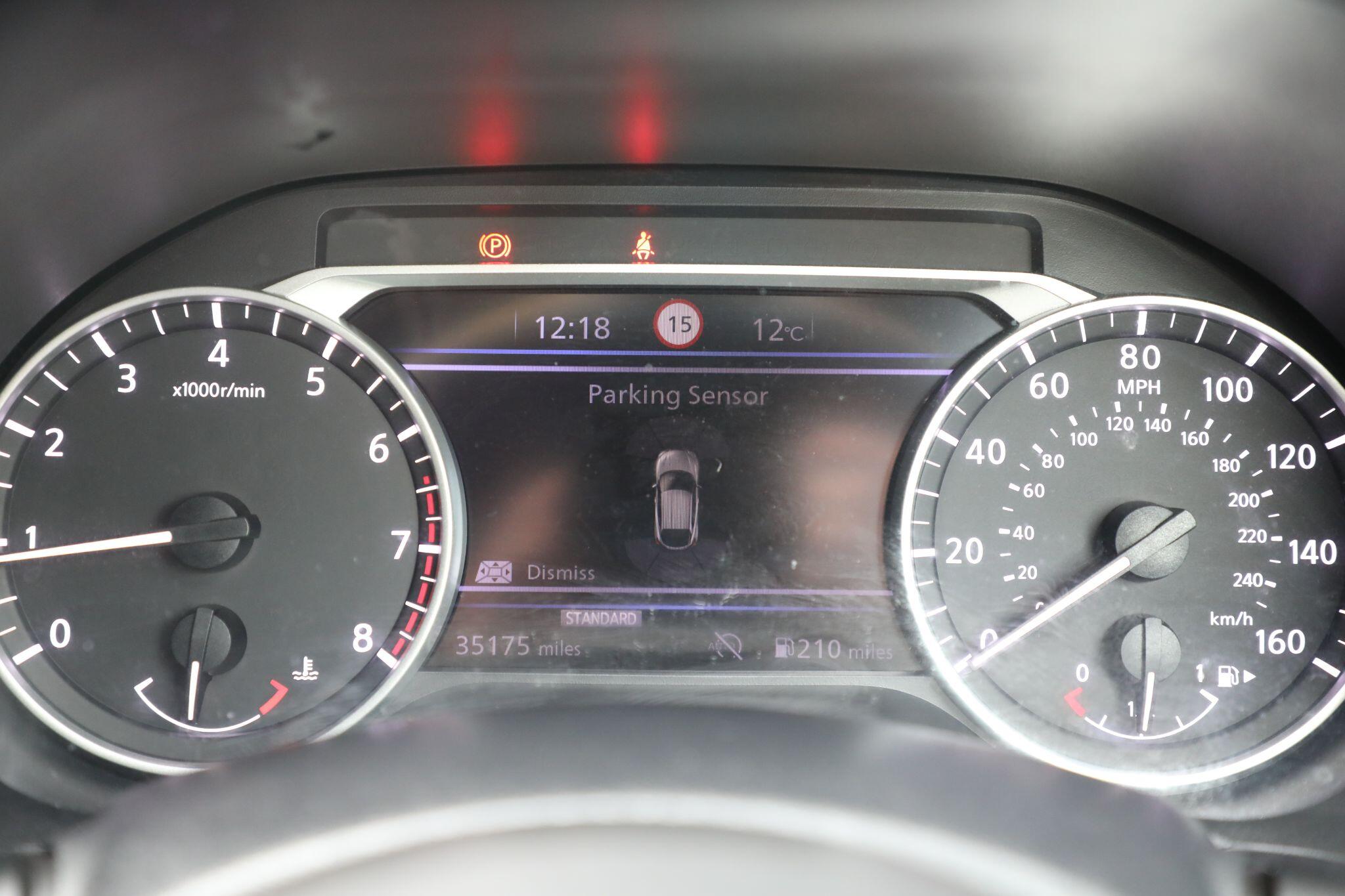 Large vehicle image